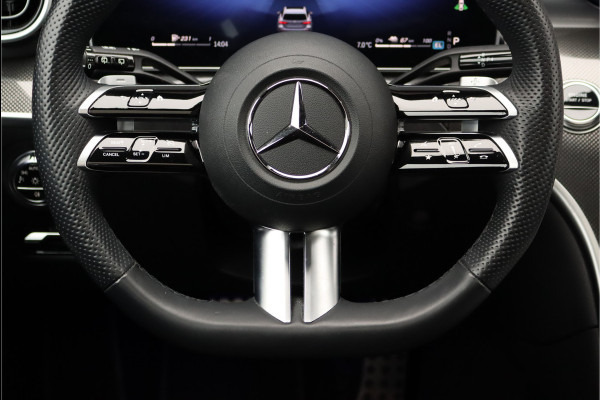 Mercedes-Benz C-Klasse Estate 300 e AMG Line Aut9 | Panoramadak | Trekhaak | Leder | Camera | Sfeerverlichting | Dodehoekassistent | Stoelverwarming | Advanced Sound System | High Perf. LED |