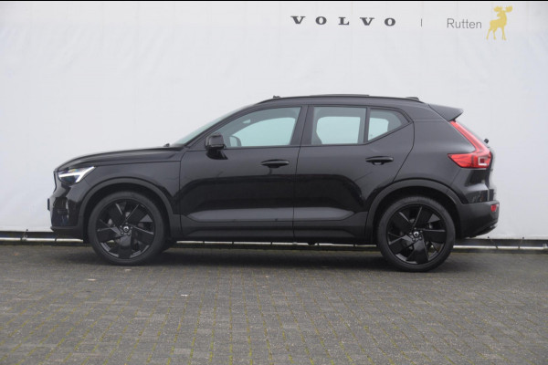 Volvo XC40 B3 177PK Automaat Plus Black Edition / Adaptive cruise control / Elektrische stoelen / Harman Kardon audio / Pilot assist / BLIS / Stoel en stuur verwarming / Elektrische achterklep / Parkeersensoren met camera / Google infotainment