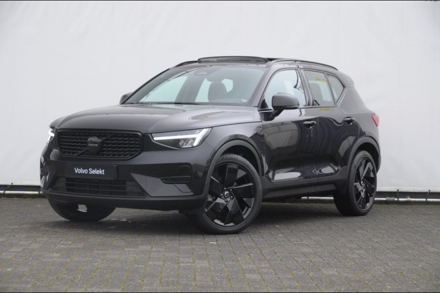 Volvo XC40 B3 177PK Automaat Plus Black Edition / Adaptive cruise control / Elektrische stoelen / Harman Kardon audio / Pilot assist / BLIS / Stoel en stuur verwarming / Elektrische achterklep / Parkeersensoren met camera / Google infotainment