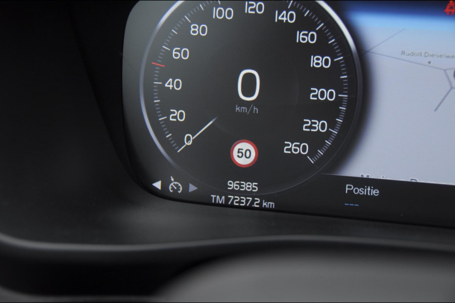 Volvo XC40 T4 211PK Automaat Plus Dark /  cruise control / Elektrische stoelen / Harman Kardon audio / Pilot assist / Stoel en stuur verwarming / Elektrische achterklep / Parkeersensoren met camera / Google infotainment