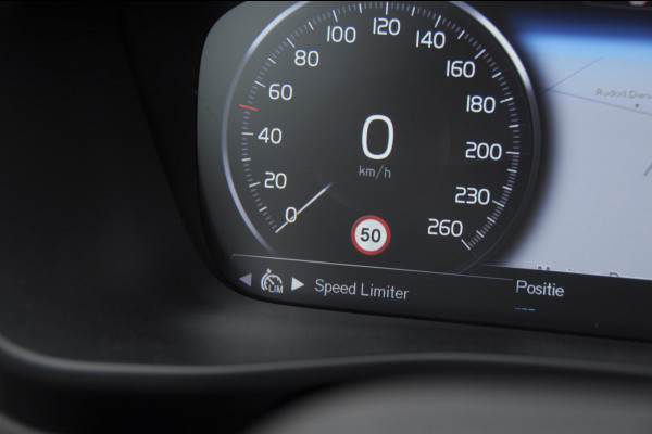 Volvo XC40 T4 211PK Automaat Plus Dark /  cruise control / Elektrische stoelen / Harman Kardon audio / Pilot assist / Stoel en stuur verwarming / Elektrische achterklep / Parkeersensoren met camera / Google infotainment