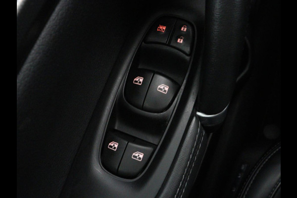Nissan QASHQAI 1.3 DIG-T Tekna+ | Automaat | Panoramadak | Leder | Trekhaak | Stoelverwarming | 360 Camera | Adaptive cruise | Bose Sound | Navigatie | Carplay | Full LED |