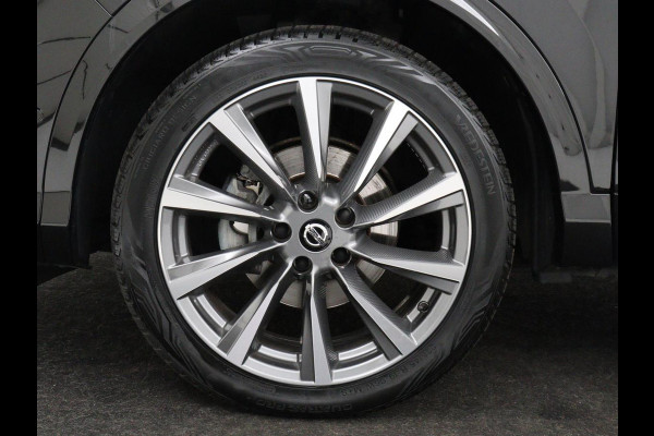 Nissan QASHQAI 1.3 DIG-T Tekna+ | Automaat | Panoramadak | Leder | Trekhaak | Stoelverwarming | 360 Camera | Adaptive cruise | Bose Sound | Navigatie | Carplay | Full LED |