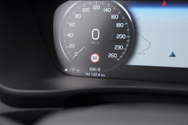 Volvo XC40 B4 211PK Automaat Inscription / Elektrische stoelen met geheugen / Keyless entry / Elektrische achterklep / Harman Kardon audio / Parkeersensoren met camera / stoel - en stuurwielverwarming /