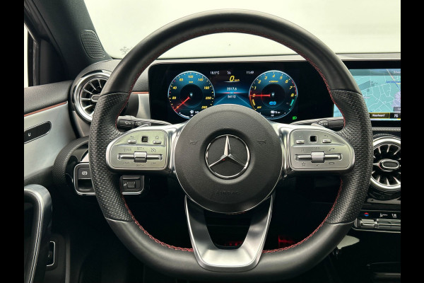 Mercedes-Benz A-Klasse 250 e AMG Line | Pano/Dak | Widescreen | Camera | Origineel NL | Trekhaak