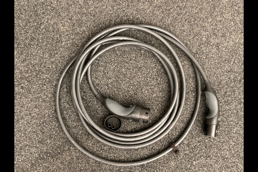 Mercedes-Benz A-Klasse 250 e AMG Line | Pano/Dak | Widescreen | Camera | Origineel NL | Trekhaak