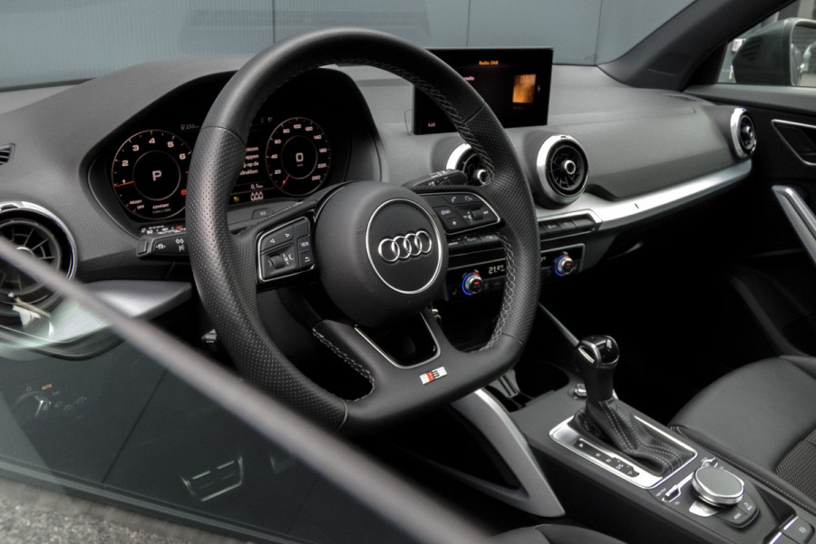 Audi Q2 35 TFSI S Edition |S-LINE | STOELVERWARMING | CAMERA | ACC | MATRIX LED KOPLAMPEN