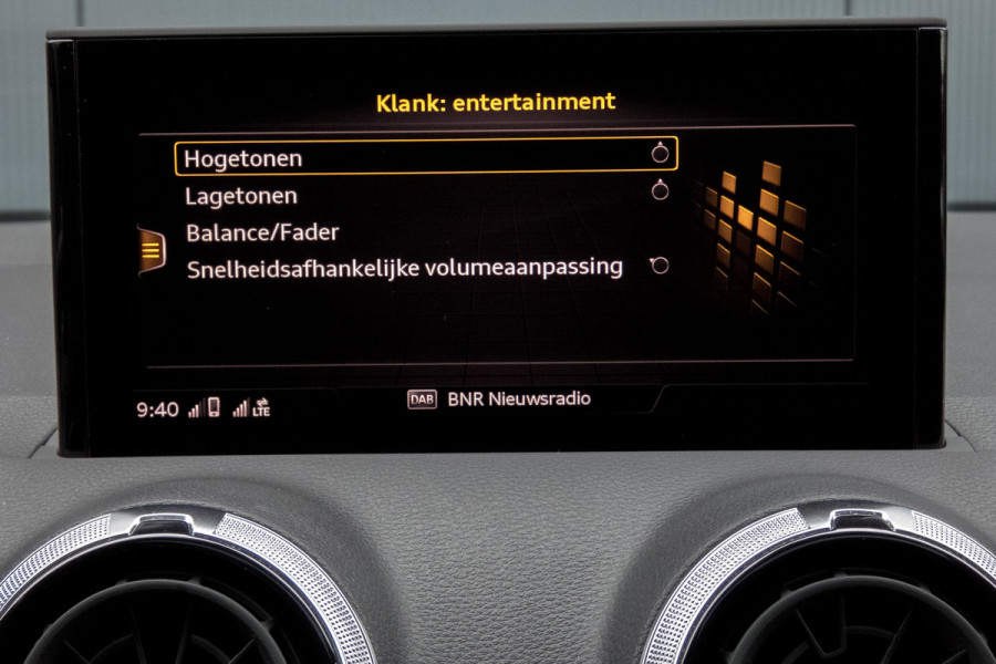 Audi Q2 35 TFSI S Edition |S-LINE | STOELVERWARMING | CAMERA | ACC | MATRIX LED KOPLAMPEN