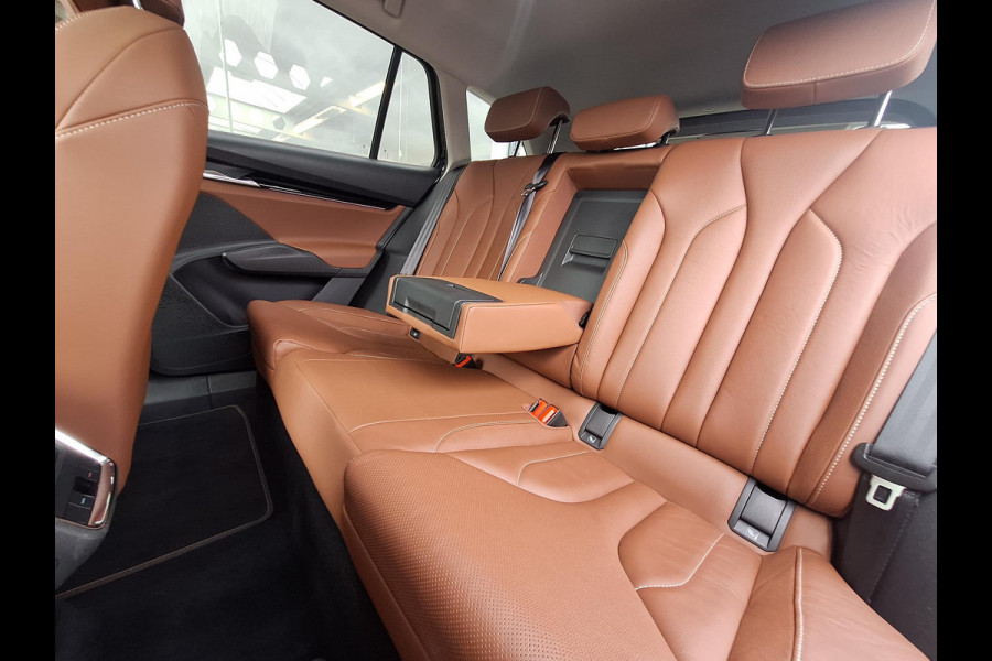 Škoda ENYAQ iV 80 | SOH: nnb | Panorama | Havana Leder | Trekhaak | Blindspot | Memory Seat |