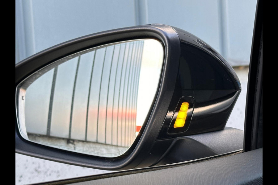 Škoda ENYAQ iV 80 | SOH: nnb | Panorama | Havana Leder | Trekhaak | Blindspot | Memory Seat |