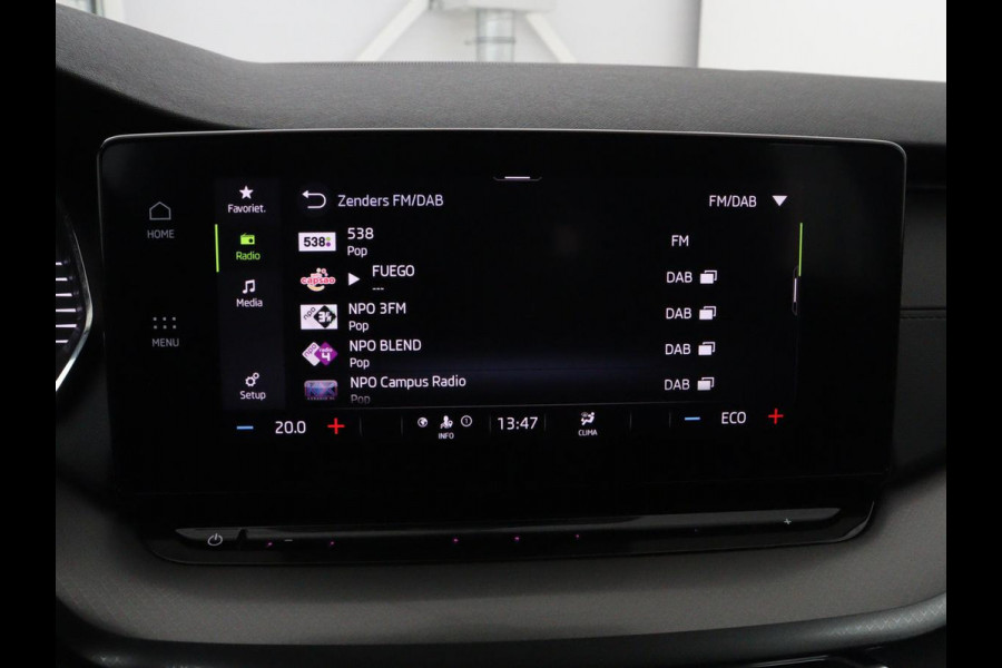 Škoda Octavia 1.4 TSI iV PHEV Business Edition | Adaptive cruise | Stuurverwarming | Carplay | Navigatie | Parkeerhulp | Full LED | Climate control | Plug In