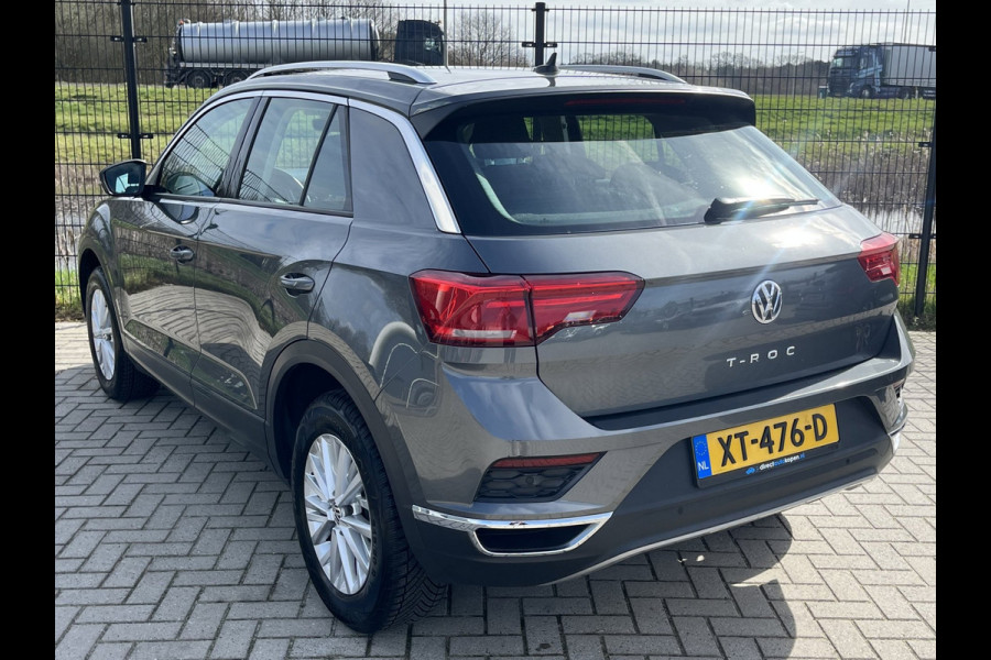 Volkswagen T-Roc 1.0 TSI Style | 1ste eigenaar | PDC | Carplay | Navi |