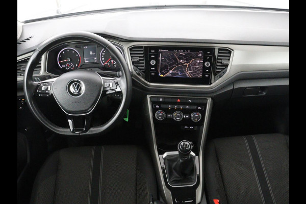 Volkswagen T-Roc 1.0 TSI Style Business | Adaptive cruise | Carplay | Navigatie | DAB | Climate control | Bluetooth | Parkeerhulp