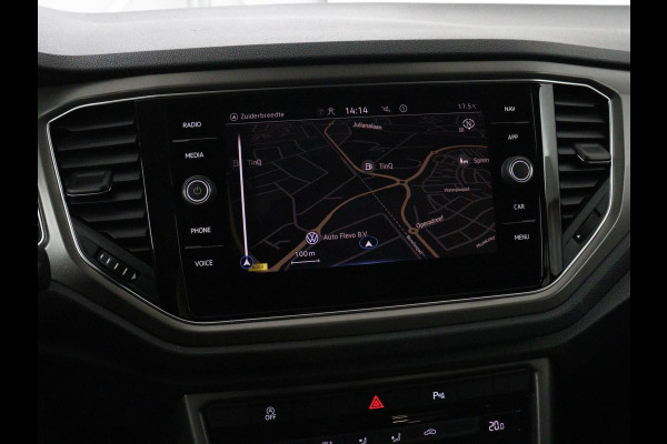 Volkswagen T-Roc 1.0 TSI Style Business | Adaptive cruise | Carplay | Navigatie | DAB | Climate control | Bluetooth | Parkeerhulp
