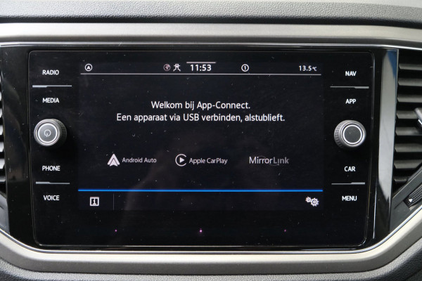 Volkswagen T-Roc 1.0 TSI Style - N.A.P. Airco, Cruise, PDC, Carplay.