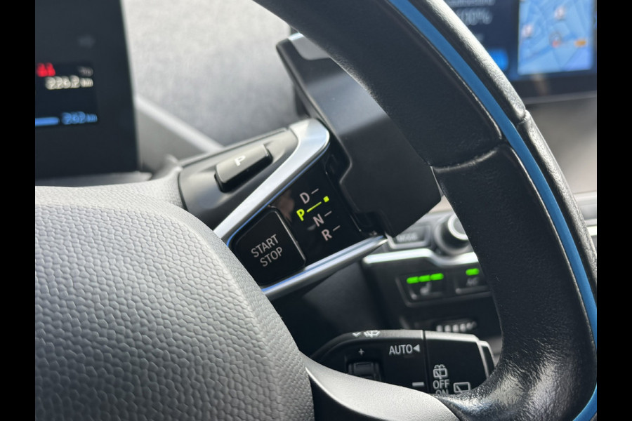 BMW i3 Executive Edition SOH 100% 42 kWh Pdc+camera Navi Stoelverwarming Dab+ Cruise Led