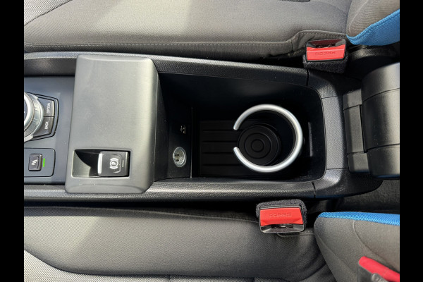 BMW i3 Executive Edition SOH 100% 42 kWh Pdc+camera Navi Stoelverwarming Dab+ Cruise Led