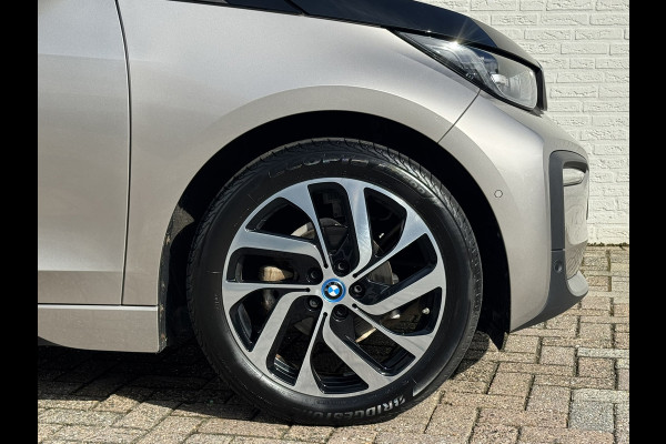 BMW i3 Executive Edition SOH 100% 42 kWh Pdc+camera Navi Stoelverwarming Dab+ Cruise Led