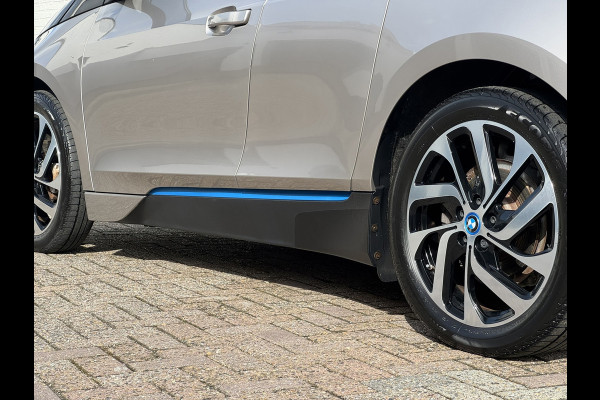 BMW i3 Executive Edition SOH 100% 42 kWh Pdc+camera Navi Stoelverwarming Dab+ Cruise Led
