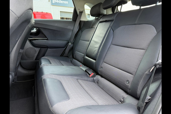 Kia Niro 1.6 GDi Hybrid DynamicLine - Automaat - Navi - Climate - Parkeerhulp