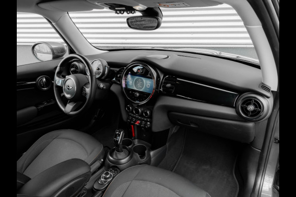 MINI Mini 1.5 Cooper - Automaat - Camera - Apple Carplay - Stoelverwarming - Comfort Access