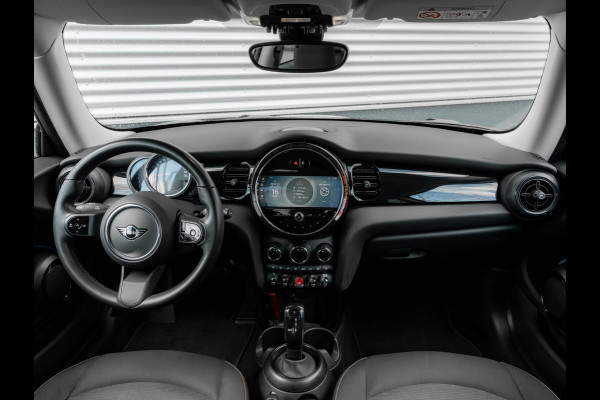 MINI Mini 1.5 Cooper - Automaat - Camera - Apple Carplay - Stoelverwarming - Comfort Access