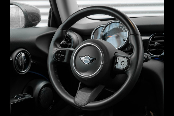 MINI Mini 1.5 Cooper - Automaat - Camera - Apple Carplay - Stoelverwarming - Comfort Access