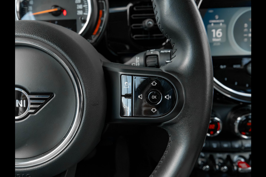 MINI Mini 1.5 Cooper - Automaat - Camera - Apple Carplay - Stoelverwarming - Comfort Access