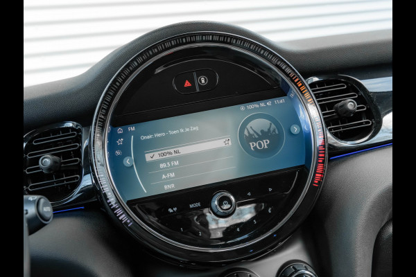 MINI Mini 1.5 Cooper - Automaat - Camera - Apple Carplay - Stoelverwarming - Comfort Access