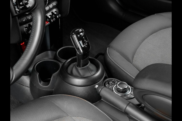 MINI Mini 1.5 Cooper - Automaat - Camera - Apple Carplay - Stoelverwarming - Comfort Access