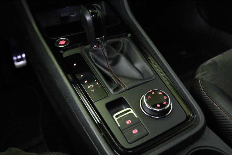 CUPRA Ateca 2.0 TSI 4DRIVE CUPRA PANO/BEATS/360CAM/CARPLAY/BOMVOLL