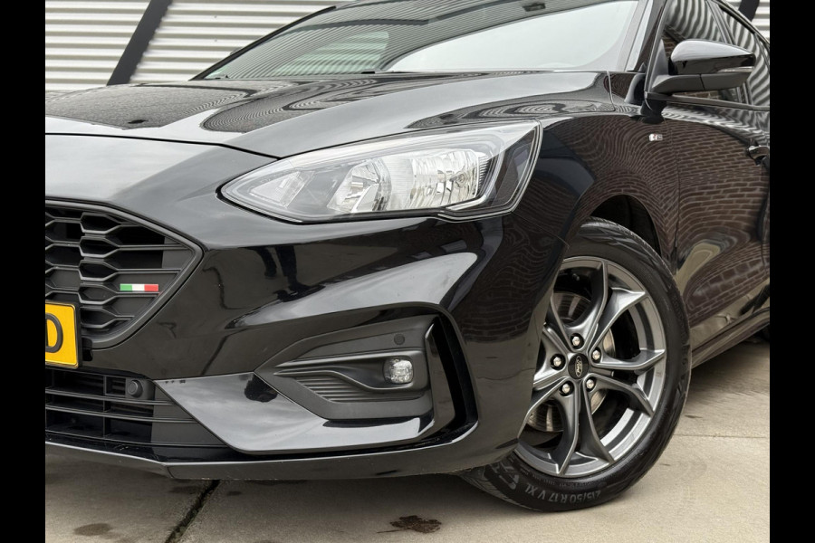 Ford FOCUS Wagon 1.0 EcoBoost ST Line Business Navi|Trekhaak|Clima|PDC V+A|Cruise|Stoelverwarming|APK tot 03-2027