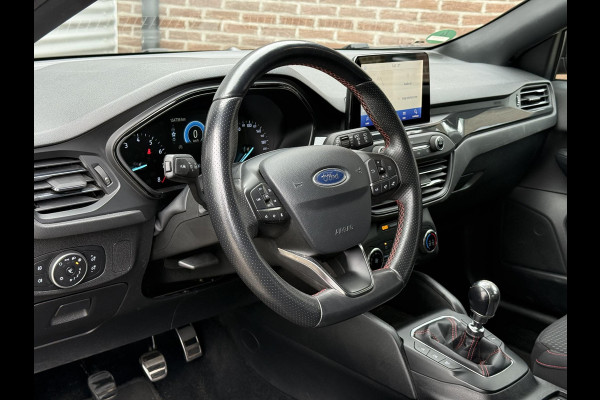 Ford FOCUS Wagon 1.0 EcoBoost ST Line Business Navi|Trekhaak|Clima|PDC V+A|Cruise|Stoelverwarming|APK tot 03-2027