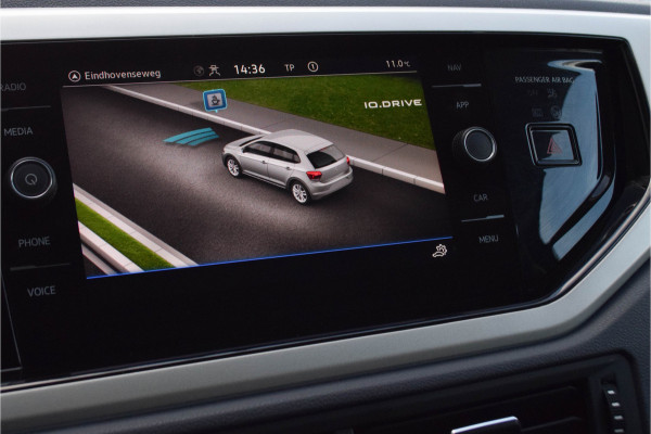 Volkswagen Polo 1.0 TSI Highline R-Line / Cruise Control/ Stoelverwarming/ Parkeersensoren/ 70kW (96PK)