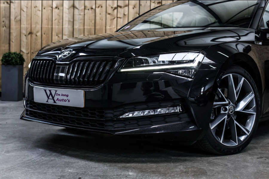 Škoda Superb Combi 1.5 TSI ACT Sportline *Pano*Canton*Camera*Keyless*