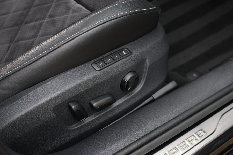 Škoda Superb Combi 1.5 TSI ACT Sportline *Pano*Canton*Camera*Keyless*