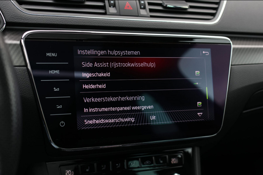 Škoda Superb Combi 1.5 TSI ACT Sportline *Pano*Canton*Camera*Keyless*