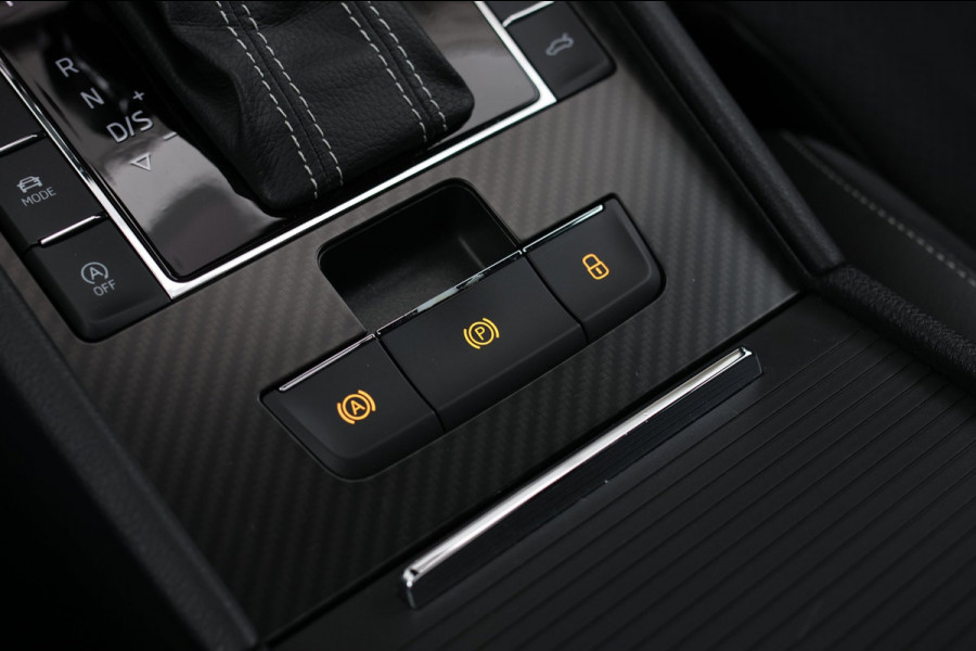 Škoda Superb Combi 1.5 TSI ACT Sportline *Pano*Canton*Camera*Keyless*