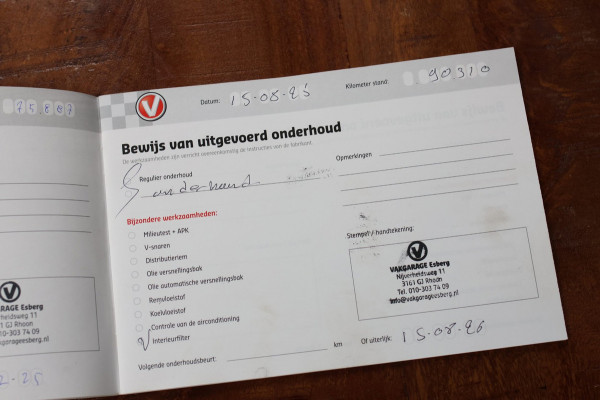 Škoda Superb Combi 1.5 TSI ACT Sportline *Pano*Canton*Camera*Keyless*