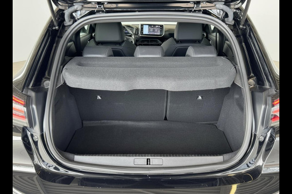 Peugeot 208 1.2 Hybrid 145 e-DCS6 GT | 360 graden camera | Adaptive cruise | Prijs is rijklaar