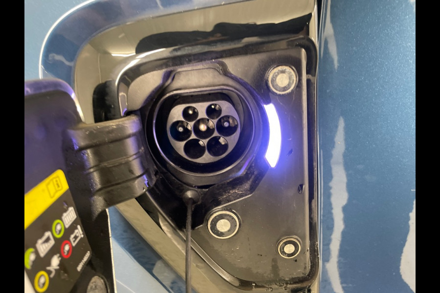 Lynk & Co 01 1.5 262pk PHEV Zwarte Hemel 360°Cam Stoelverw. Pano.dak Plug-in