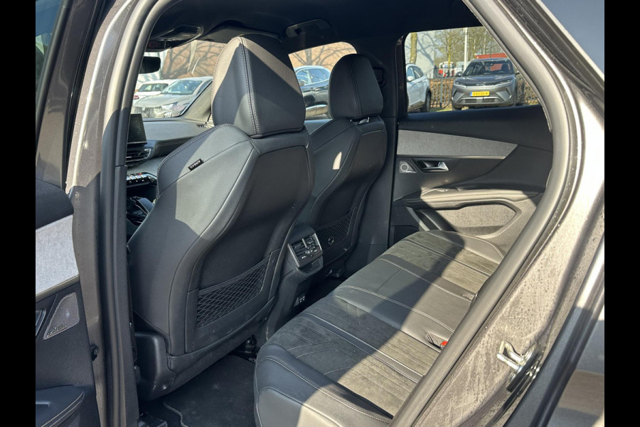 Peugeot 3008 1.6 HYbrid 225 GT VAN €28.900,- NU VOOR SLECHTS €25.440,- Uw LENTEVOORDEEL €3.460,- |PHEV| BLACK OPTIC| ELEK. STOEL + MEMORY| MASSAGESTOELEN| FOCAL AUDIO| STOELVERWARMING| CAMERA VOOR+ ACHTER| ADAPTIVE CRUISE CONTROL| DODE HOEK SENSOR| ELEK. ACHTERKLEP