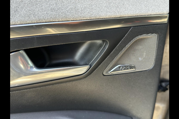 Peugeot 3008 1.6 HYbrid 225 GT VAN €28.900,- NU VOOR SLECHTS €25.440,- Uw LENTEVOORDEEL €3.460,- |PHEV| BLACK OPTIC| ELEK. STOEL + MEMORY| MASSAGESTOELEN| FOCAL AUDIO| STOELVERWARMING| CAMERA VOOR+ ACHTER| ADAPTIVE CRUISE CONTROL| DODE HOEK SENSOR| ELEK. ACHTERKLEP