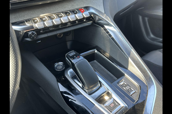 Peugeot 3008 1.6 HYbrid 225 GT VAN €28.900,- NU VOOR SLECHTS €25.440,- Uw LENTEVOORDEEL €3.460,- |PHEV| BLACK OPTIC| ELEK. STOEL + MEMORY| MASSAGESTOELEN| FOCAL AUDIO| STOELVERWARMING| CAMERA VOOR+ ACHTER| ADAPTIVE CRUISE CONTROL| DODE HOEK SENSOR| ELEK. ACHTERKLEP