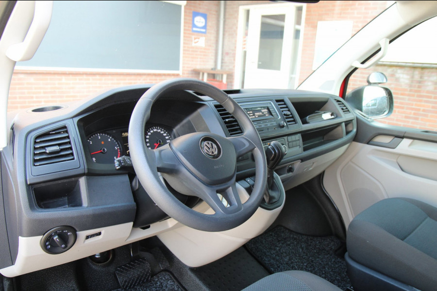 Volkswagen Transporter 2.0 TDI L1H1 Comfortline / 150PK Automaat / Klep / inrichting laadruimte