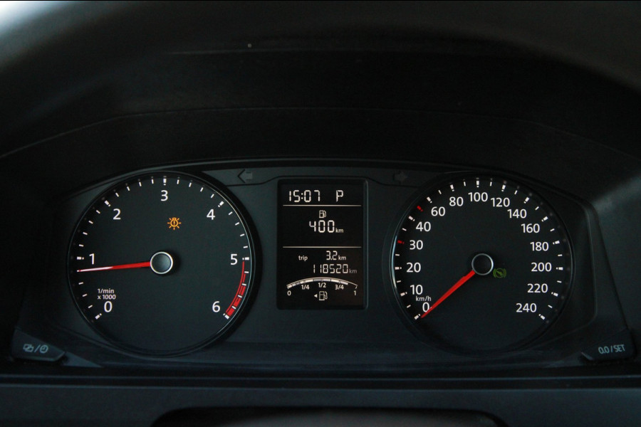 Volkswagen Transporter 2.0 TDI L1H1 Comfortline / 150PK Automaat / Klep / inrichting laadruimte