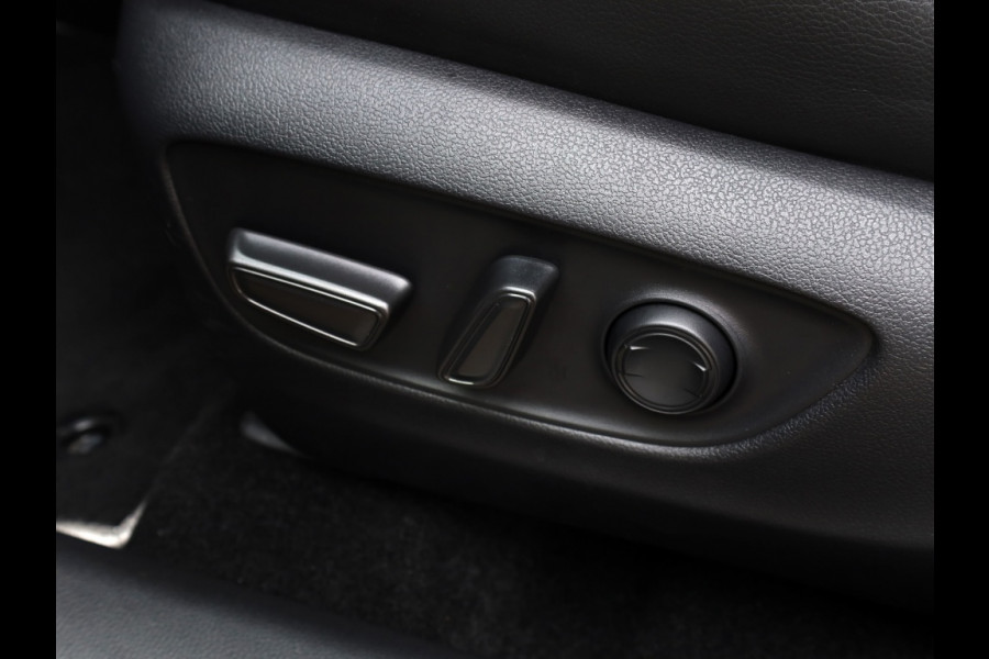 Toyota RAV4 2.5 Hybrid Executive | 360 Camera | JBL Audio | Trekhaak