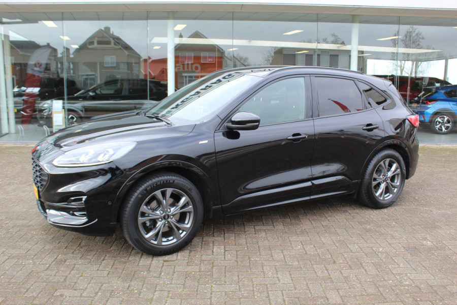 Ford Kuga 1.5 EcoBoost ST-Line X , 150pk 1800 Trekgewicht Cilmate control , Camera , Stoel,Stuur en Voorruit verwarming Navigatie , Trekhaak , Elek.verstelbare bestuurders stoel