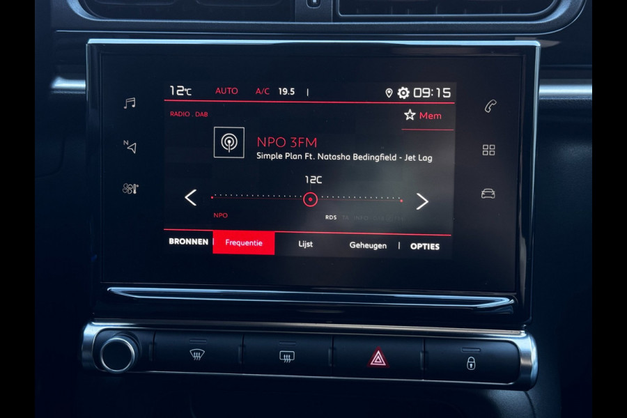 Citroën C3 1.2 PureTech Shine | Carplay | Parkeersensoren | Stoelverwarming | Climate control | DAB