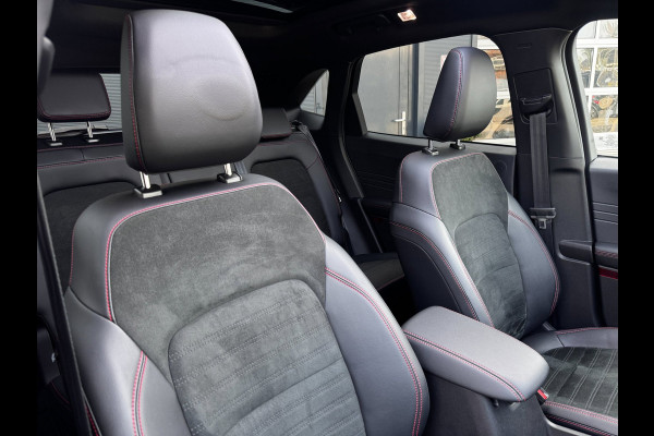 Ford Kuga 2.5 PHEV ST-Line X | Pano | Trekhaak | Adaptive Cruise | B&O Sound | Winter pack | Camera